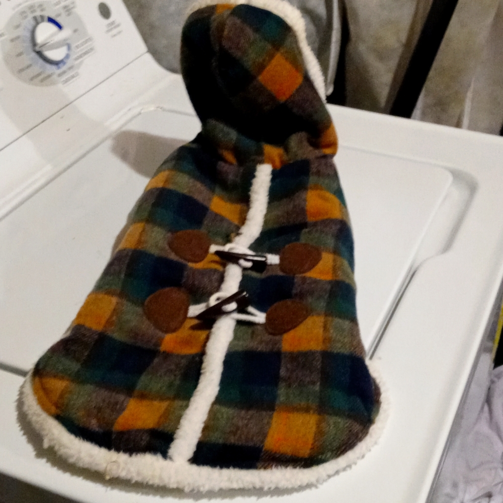 Dog winter coat w/ hood brown green black plaid fleece lined EUC
